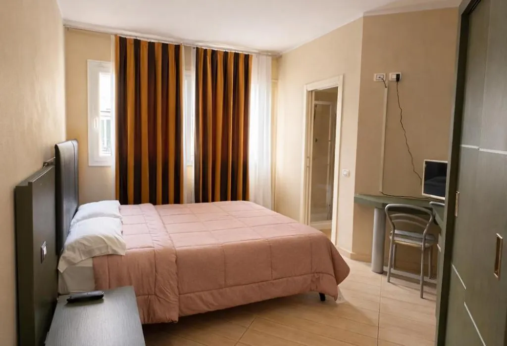Hotel Fiamma&SPA Cesenatico-1